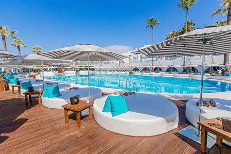 beach club marbella puerto banus.